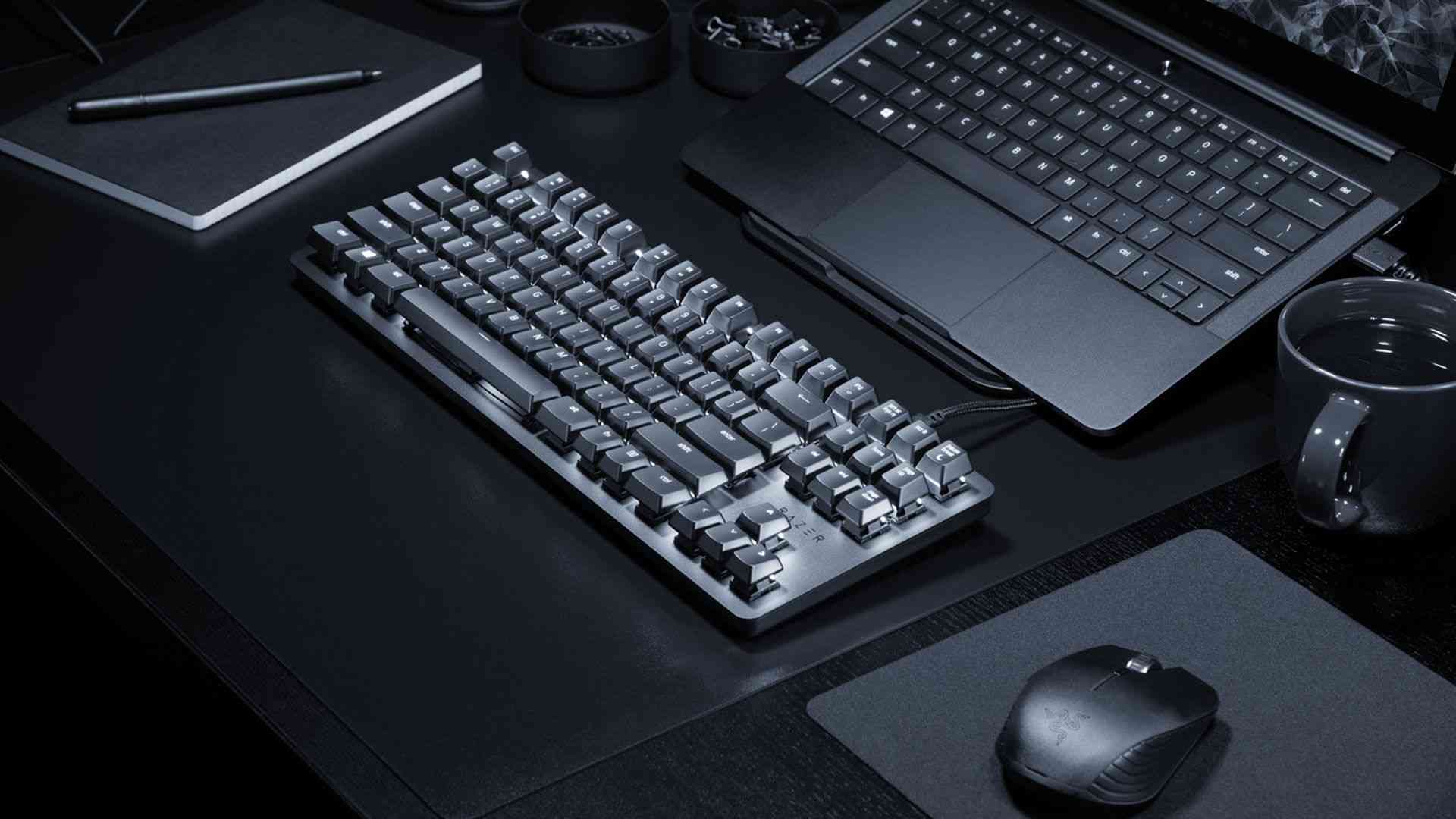 razer brings performance components with the blackwidow lite 670 big 1