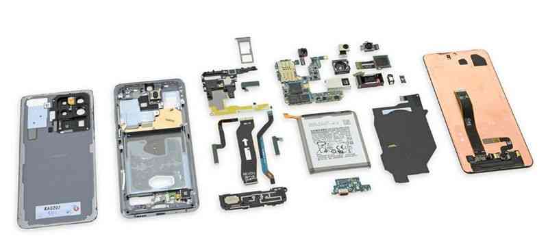 Samsung Galaxy S20 Ultra disassembled