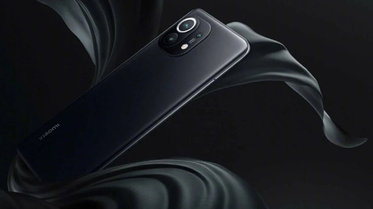 Xiaomi Mi 11 5G released Ultra Night Video